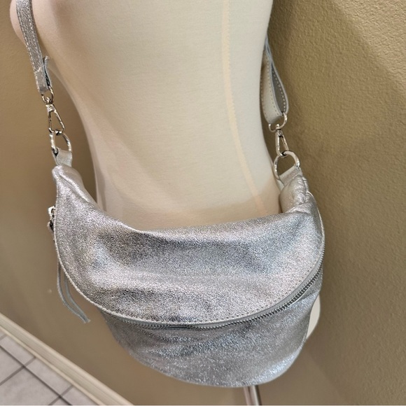 Women's Shoulder large metallic silver leather sling bag oversized fanny pack - Picture 6 of 13